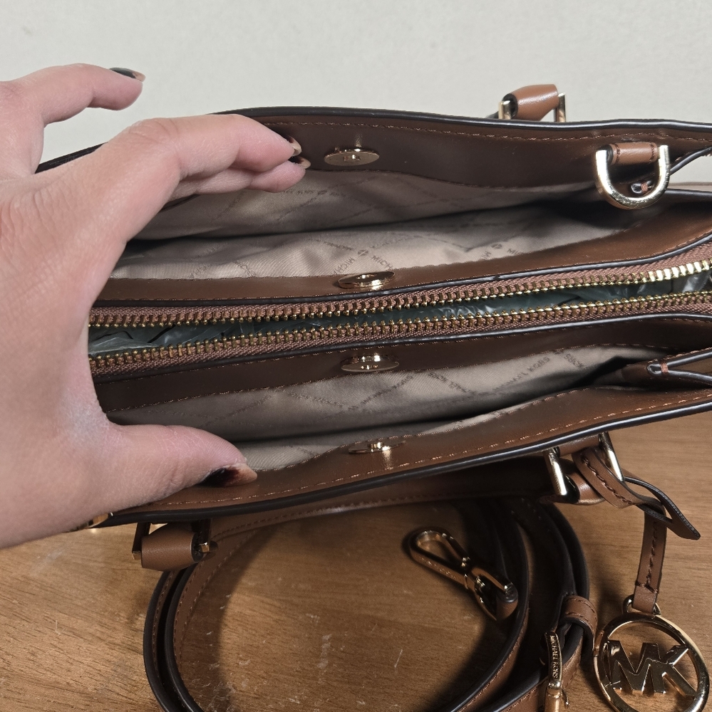 Michael Kors Tan Crossbody Bag - Picture 6 of 8